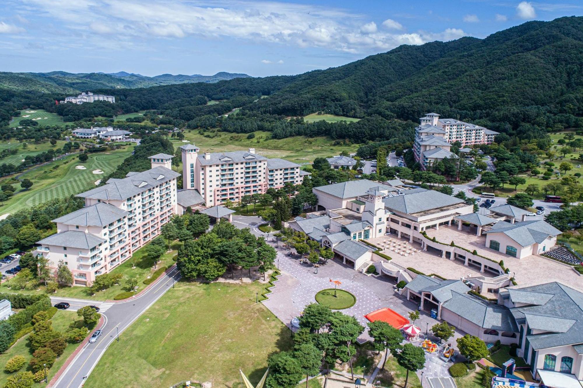 Oak Valley Resort Wonju Exterior photo